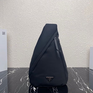 Prada普拉达2VZ092新款胸包